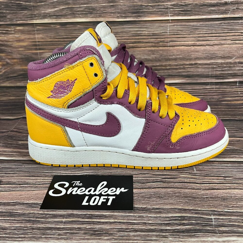 Nike Air Jordan 1 Retro‎ High OG Brotherhood Women's Shoes